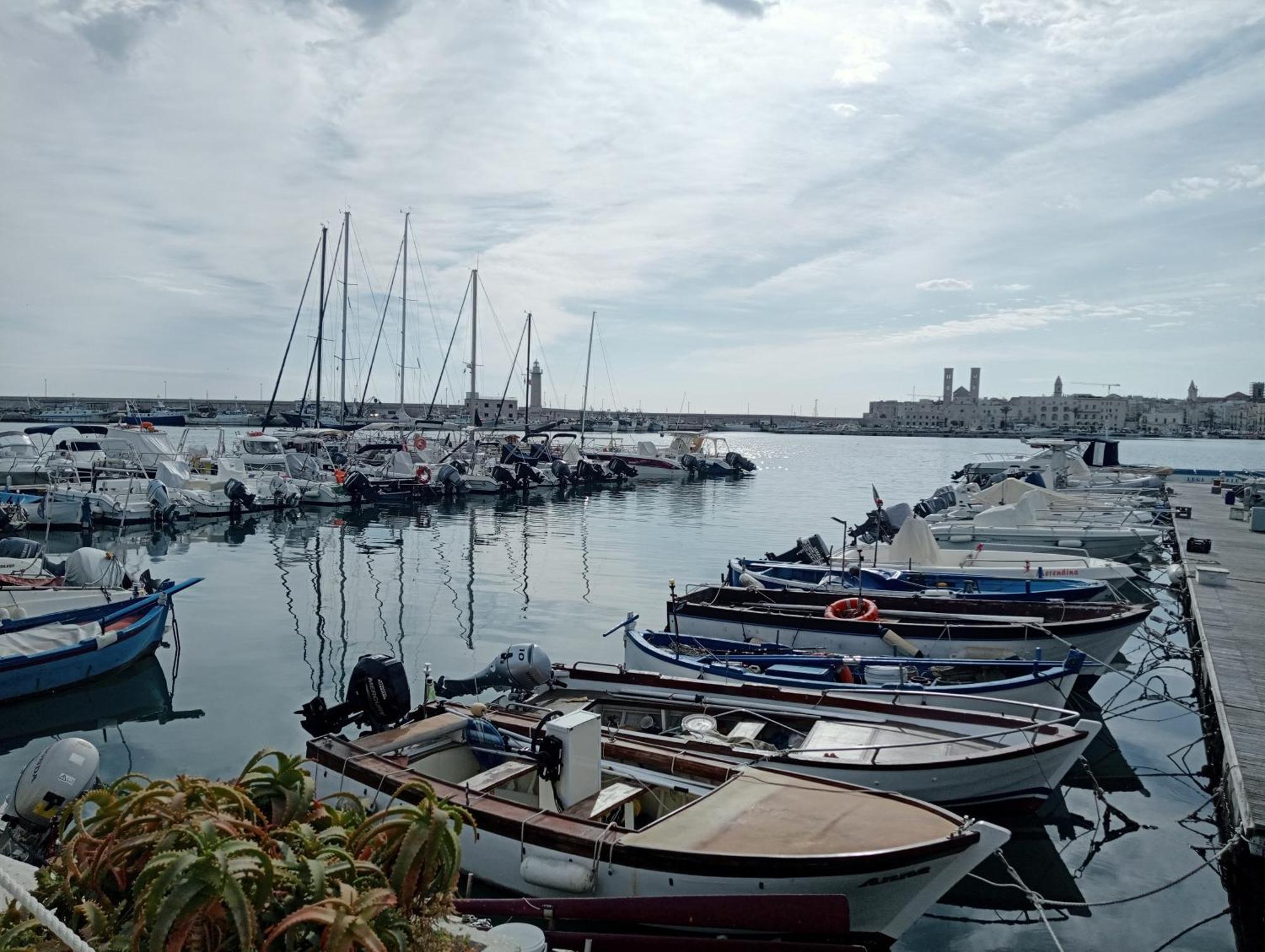 Appartamento Centrale Molfetta Exterior foto